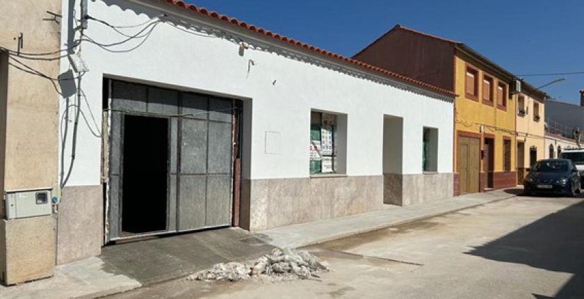Sistema antifisuras con motero polimérico en paramento